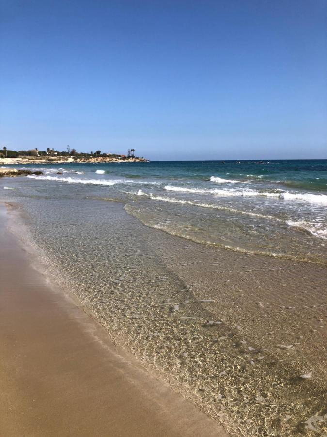 Villa Santa Barbara Авола Екстериор снимка